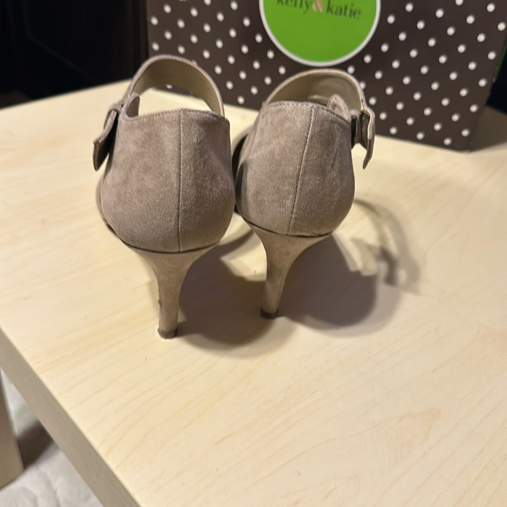 KELLY & KATIE TAN KK TARA WOMEN’S SHOES SIZE 9 IN EXCELLENT CONDITION - Picture 3 of 10